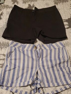 SO Juniors Blue and White Striped Midi Shorts And Black Shorts Bundle Size 0